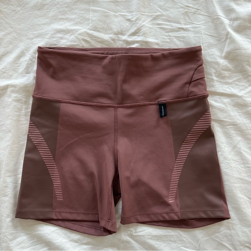 Athleta Women's High-Waisted Mauve Bike Shorts